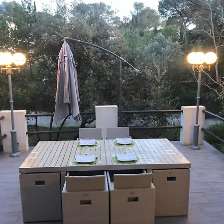 Apartment T2 En Rez-de-jardin Fleur De Sel Saint-Raphael (Var)